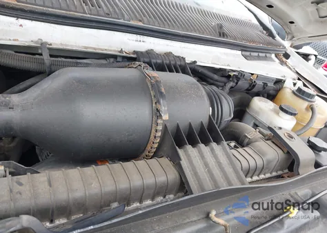 2010 Ford E-250 Commercial/Recreational из США, поврежденный, VIN 1FTNE2EL2ADA60216